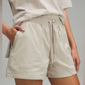 🌾 Lululemon Dance Studio high rise shorts Mojave tan 12 🌾